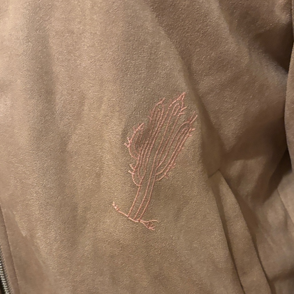 Le Lis Boutique Suede Jacket with Western Stitch Details-Tan & Pink Size Medium - Picture 6 of 11